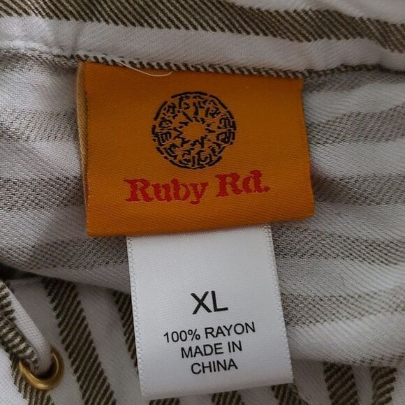Ruby Rd tan white striped tunic  Sz XL - Picture 6 of 6